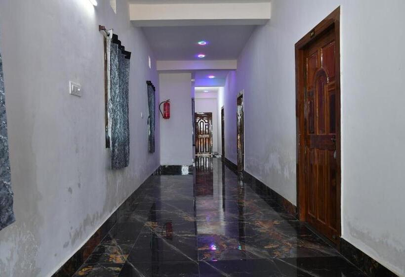 فندق صغير Paradise Inn