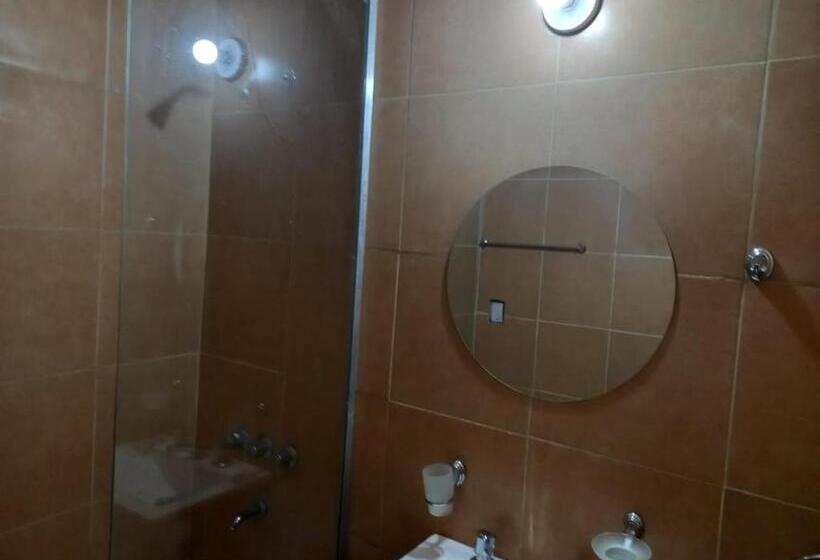 호스텔 Solano House