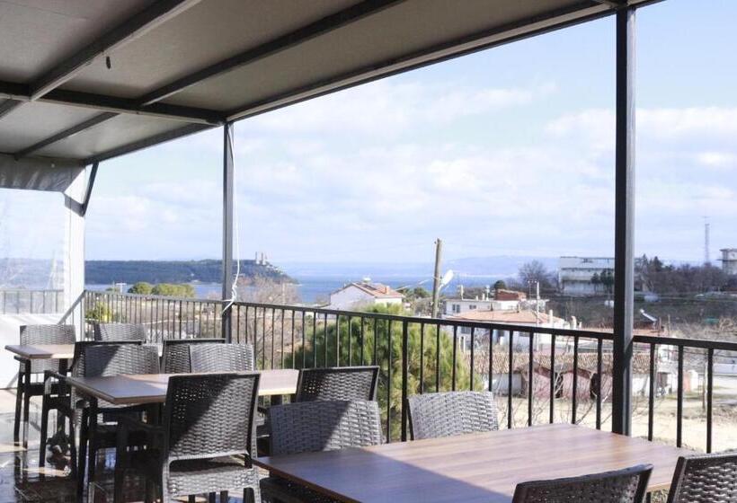 ユースホステル Trekios Pansiyon & Cafe