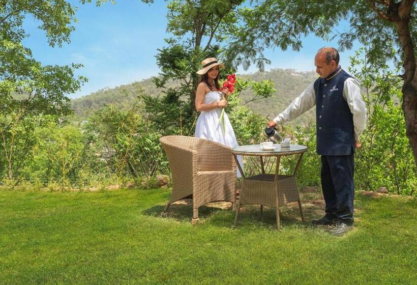 Baantalai Hotel And Resort