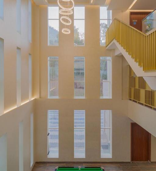 Baantalai Hotel And Resort