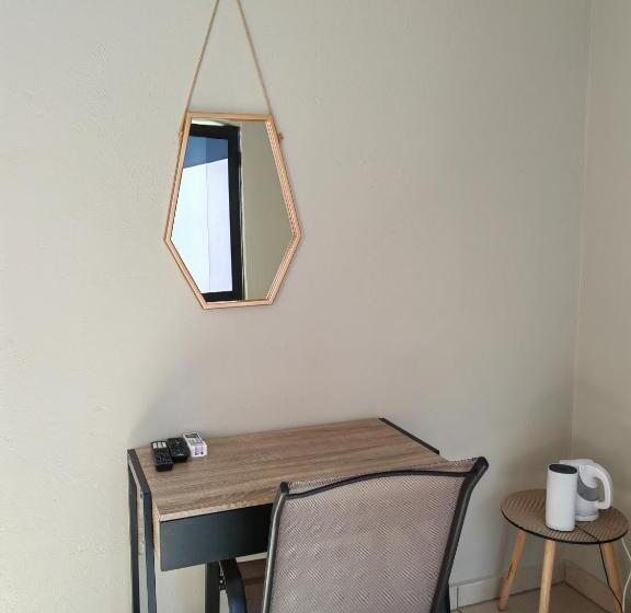 住宿加早餐  Back Of The Moon Guesthouse