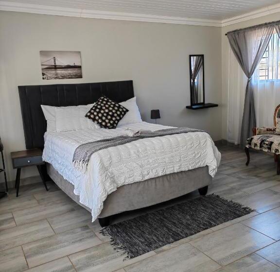 住宿加早餐  Back Of The Moon Guesthouse