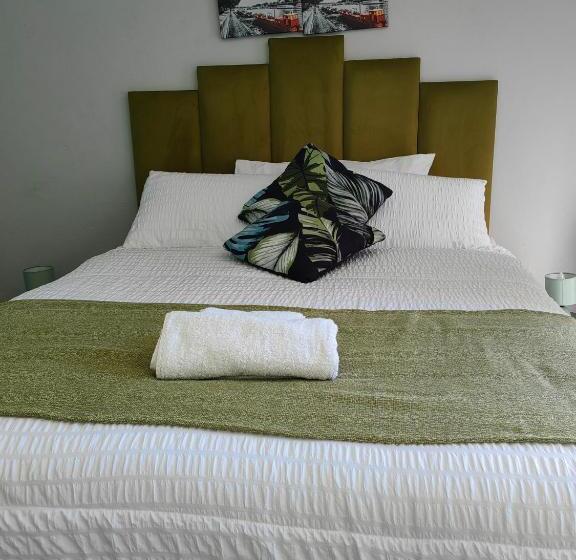 住宿加早餐  Back Of The Moon Guesthouse