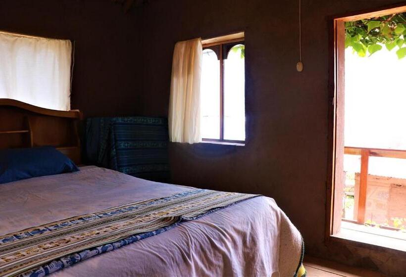 Bed and Breakfast Sky Lodge Taquile