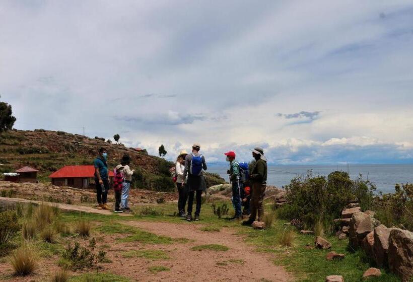 Bed and Breakfast Sky Lodge Taquile