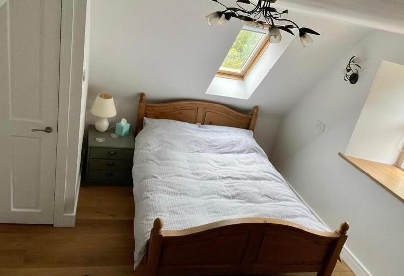 צימר Braemorriston Lodge