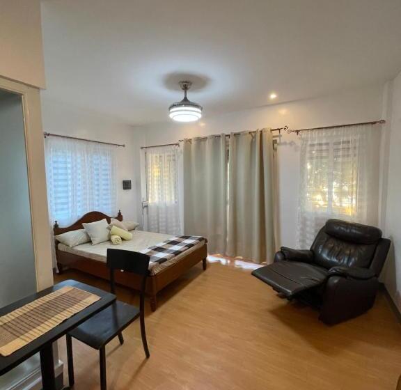 مبيت وإفطار Farmer’s Cafe Villas