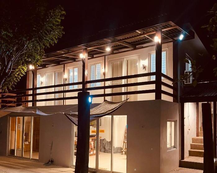 تختخواب و صبحانه Farmer’s Cafe Villas