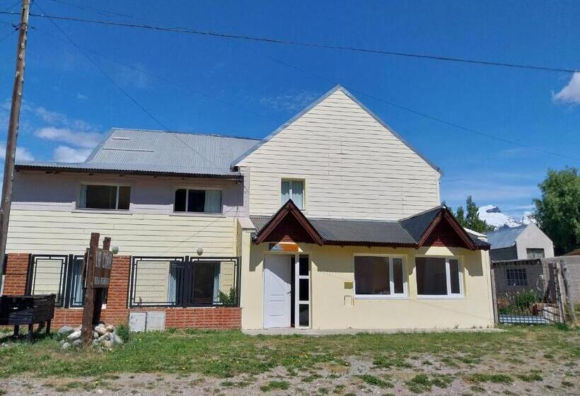 مبيت وإفطار La Cima Hosteria