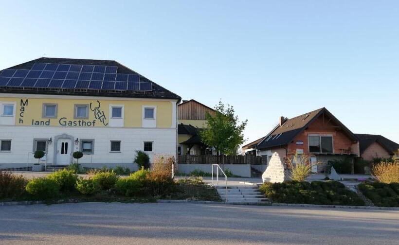민박 Machlandgasthof Wahl