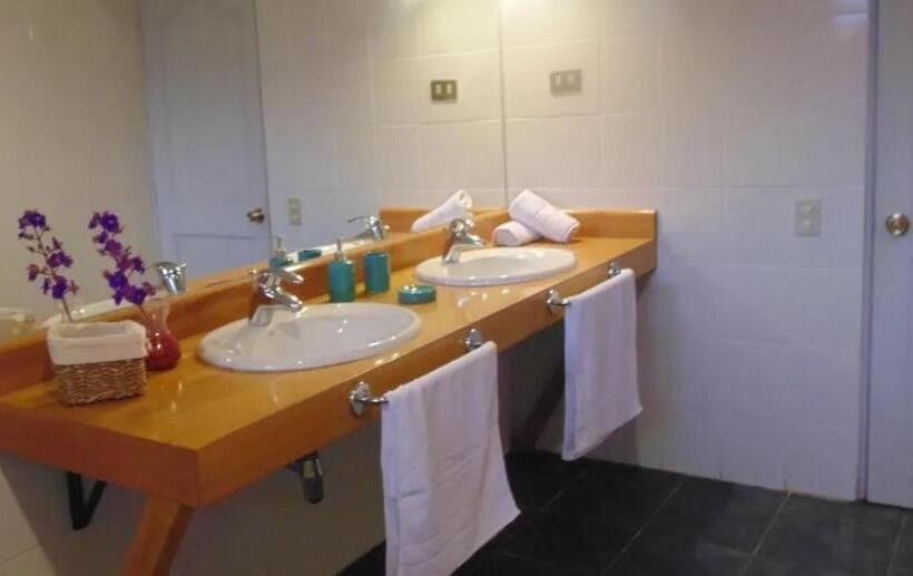 민박 Manureva Nui Hotel Boutique