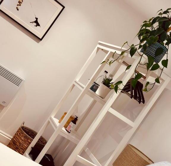 צימר The Ventnor Annex