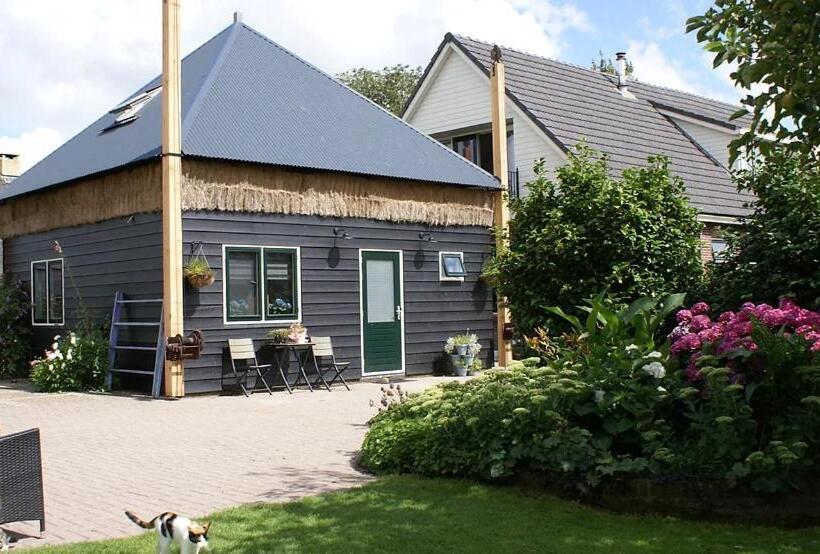 צימר Vakantiehuis De Hooiberg