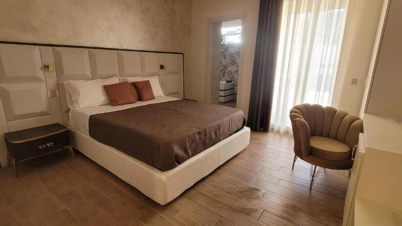 민박 Villa Nasti Luxury Bed Taurasi Room