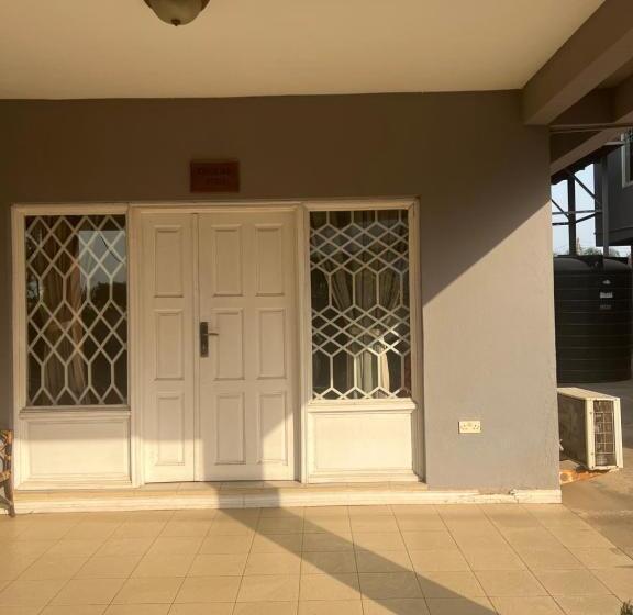 تختخواب و صبحانه Wallace Winful Place