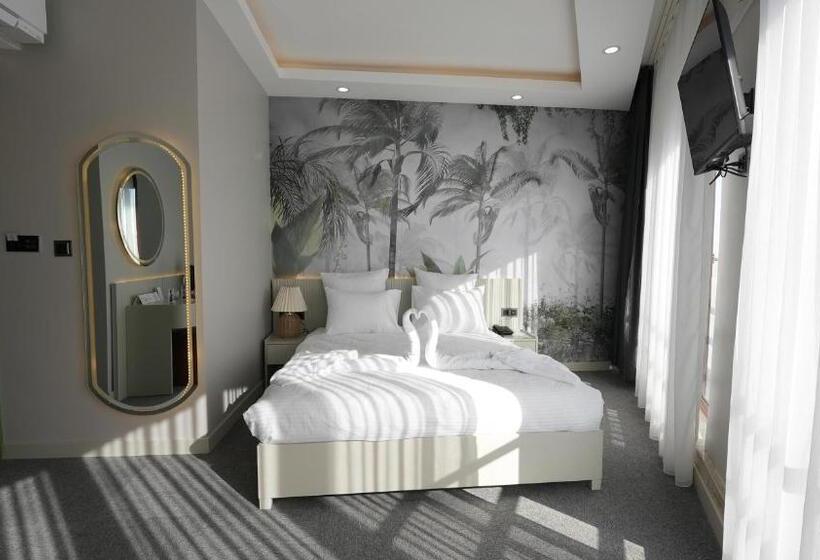 Carti̇er Luxury Otel