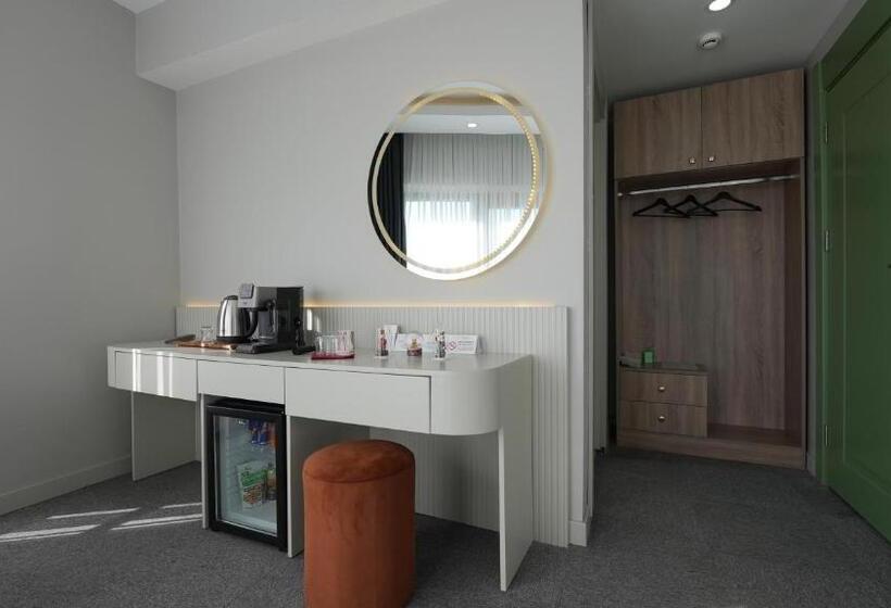 Carti̇er Luxury Otel