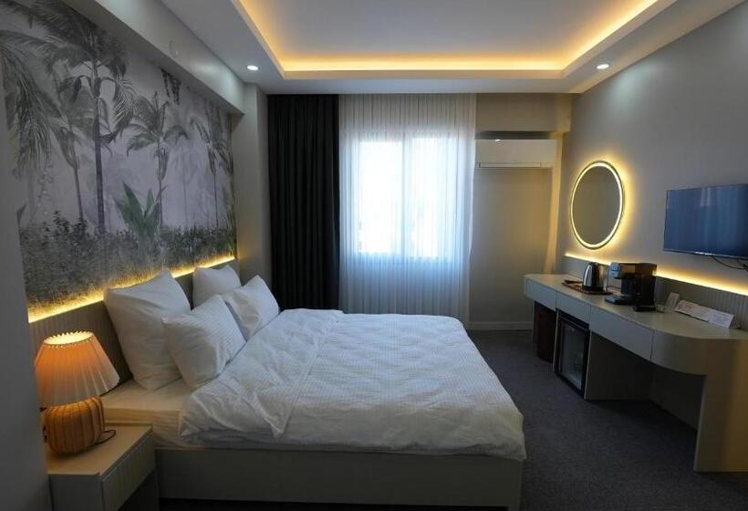 Carti̇er Luxury Otel