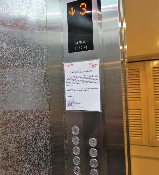 Eighty One Building C53j Condotel