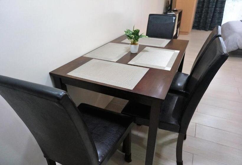 Eighty One Building C53j Condotel