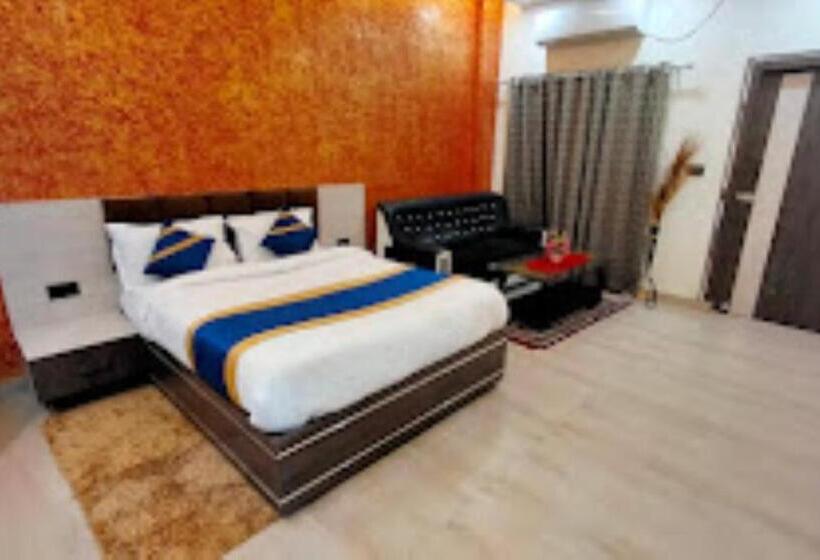 Guru Dev Palace Hotel & Lawn,ayodhya