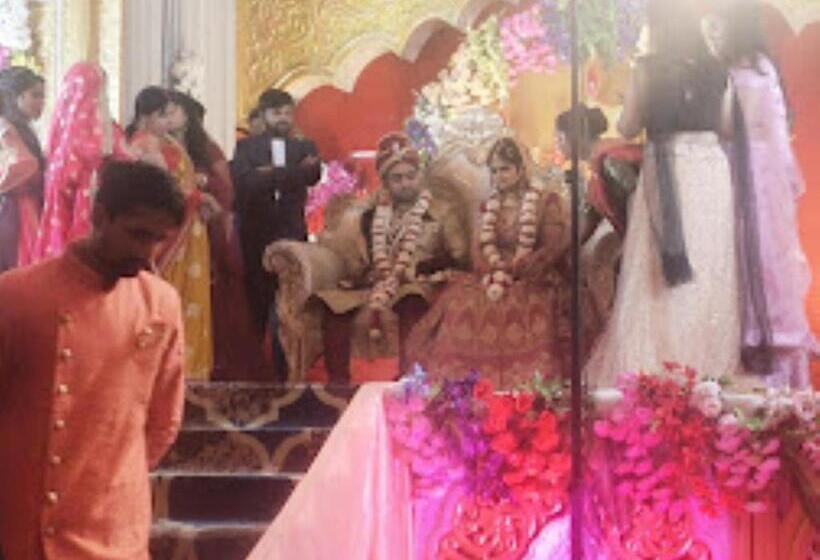 Guru Dev Palace Hotel & Lawn,ayodhya