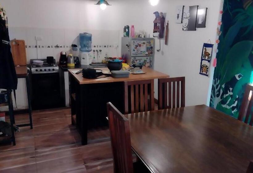 Hostel Acogedor Cerca De Posadas