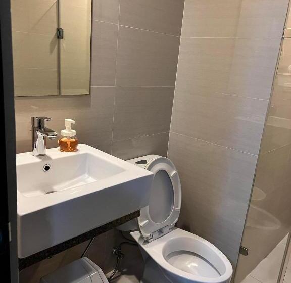 فندق 101 Nb Samspacious Accomodation Place