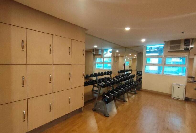 هتل 101 Nb Samspacious Accomodation Place