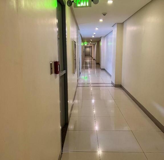 هتل 101 Nb Samspacious Accomodation Place