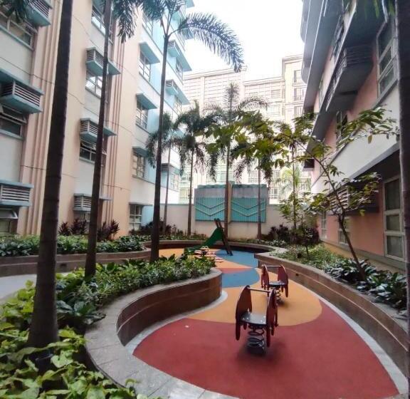 فندق 101 Nb Samspacious Accomodation Place