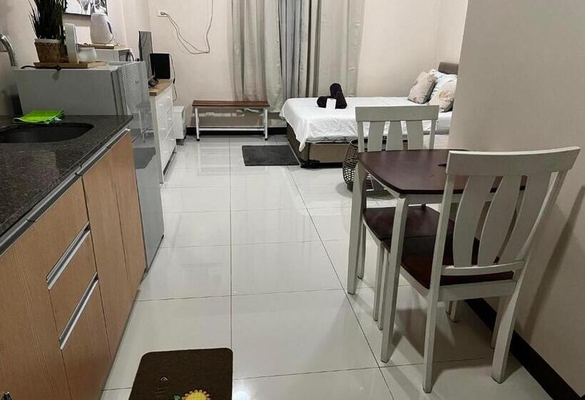 هتل 101 Nb Samspacious Accomodation Place