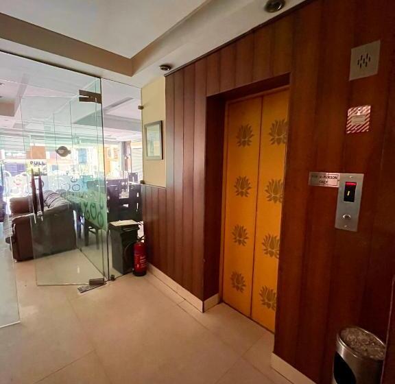 ホテル The Reo Lodge, Haridwar