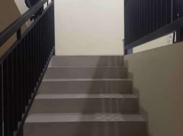 ホテル Barada Poris