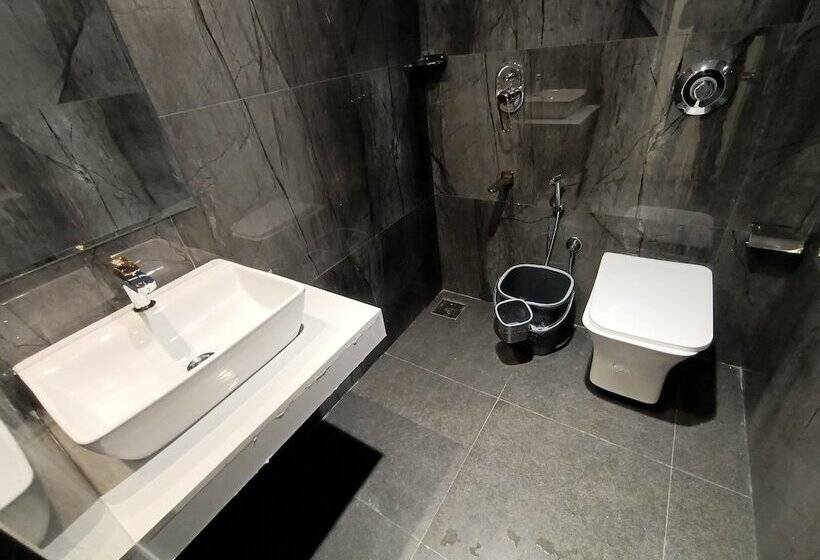 فندق Beverly Palace Santacruz   Near Bkc   Mumbai Airport T1