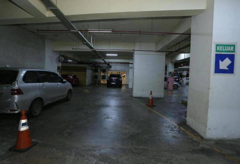 ホテル Capital O 93490 Yubi Room Patraland