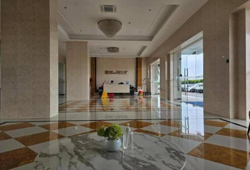 فندق Capital O 93529 September House