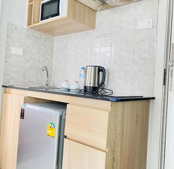 Отель D Eco Condo Resort Pattaya