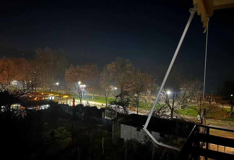 בית מלון כפרי Desaret