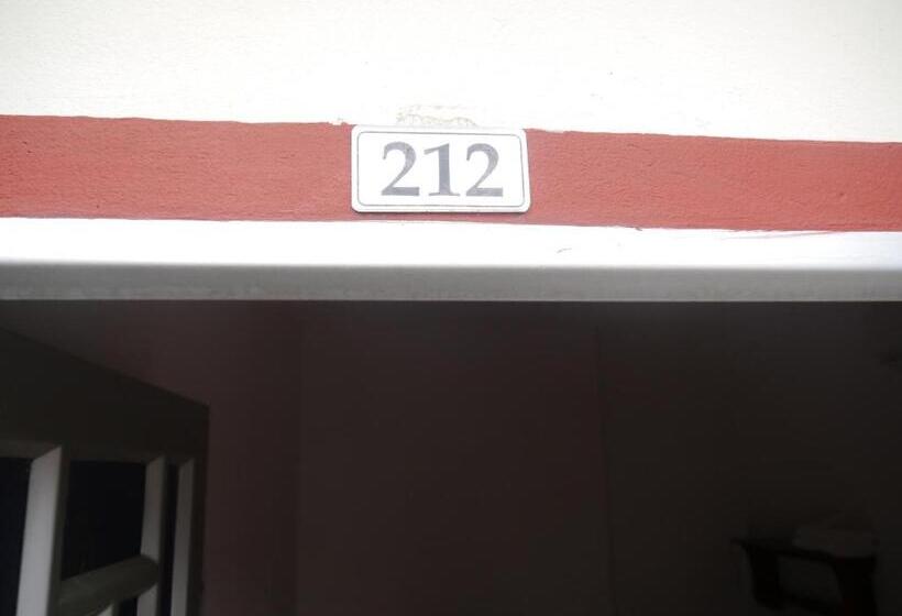 בית מלון כפרי El Cristal