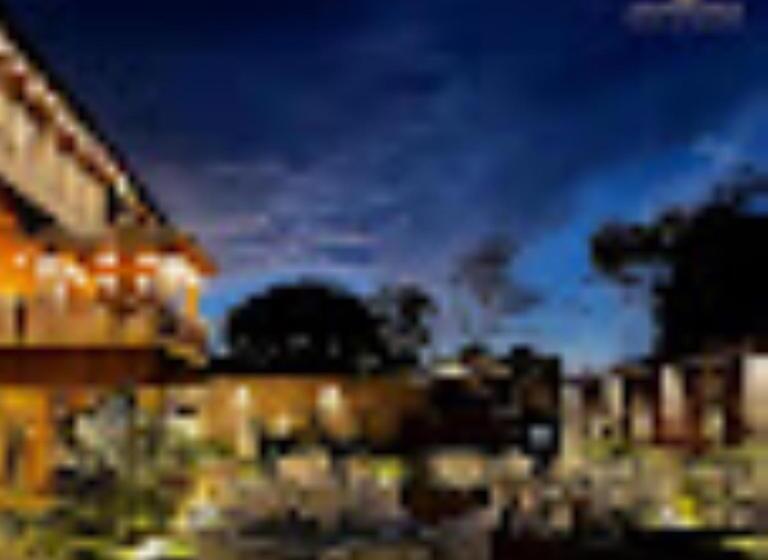 Отель Gonard,gonda