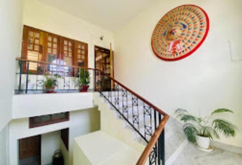 فندق Joyable Homestay , Guwahati