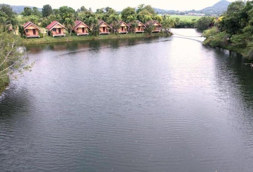 בית מלון כפרי Khao Yai Lake Hill Resort เขาใหญ่เลค ฮิลล์ รีสอร์ท