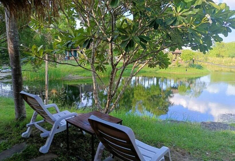 Hotell Khao Yai Lake Hill Resort เขาใหญ่เลค ฮิลล์ รีสอร์ท