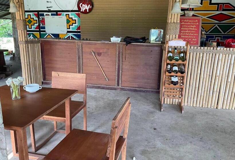 Hotell Khao Yai Lake Hill Resort เขาใหญ่เลค ฮิลล์ รีสอร์ท