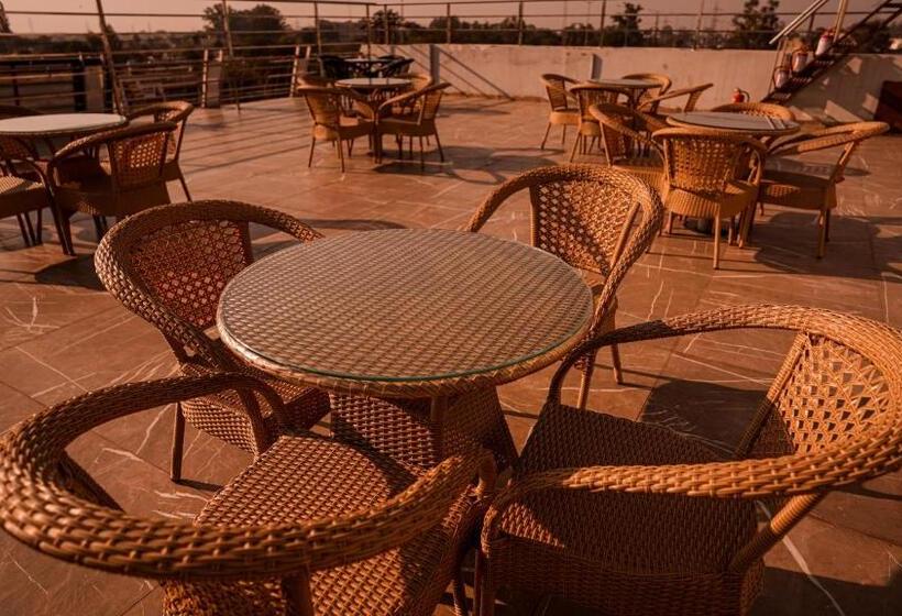 בית מלון כפרי Northwind Mohali