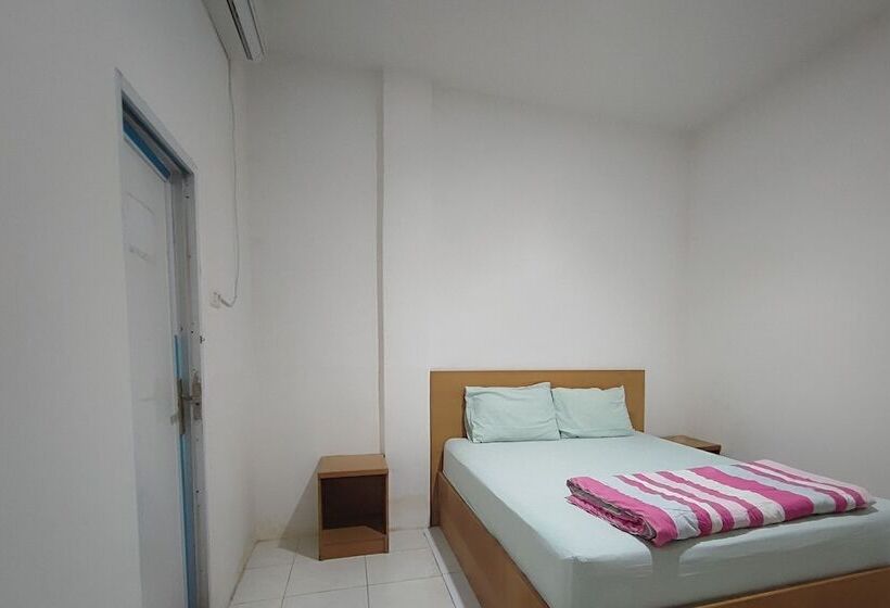 בית מלון כפרי Oyo 93468 The Noru Syariah