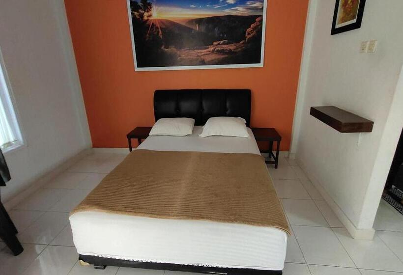 酒店 Oyo 93512 Umbuy Homestay