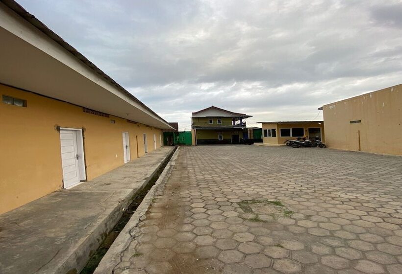 호텔 Oyo 93518 Kepayang Guesthouse Syariah